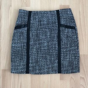 Banana Republic Tweed Skirt. Size 0.